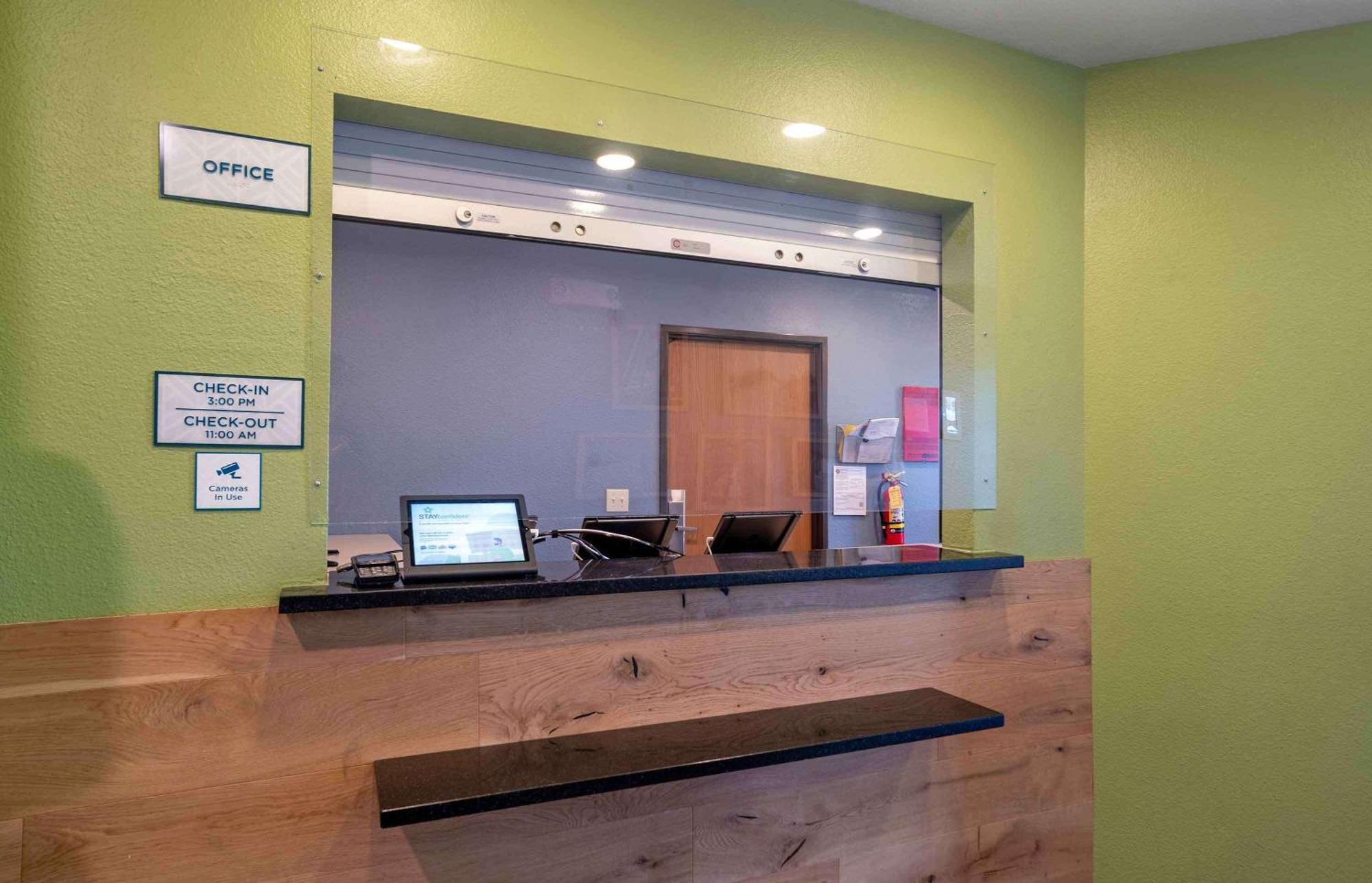 Extended Stay America Select Suites - Panama City - Callaway エクステリア 写真